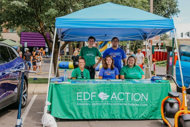EDF Action organizers and volunteers tabling